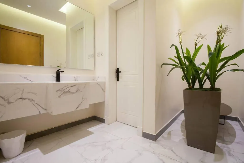 شقة انيقة وفاخرة بحي العليا Elegant And Luxurious Apartment Al-Olaya الرياض 0*,